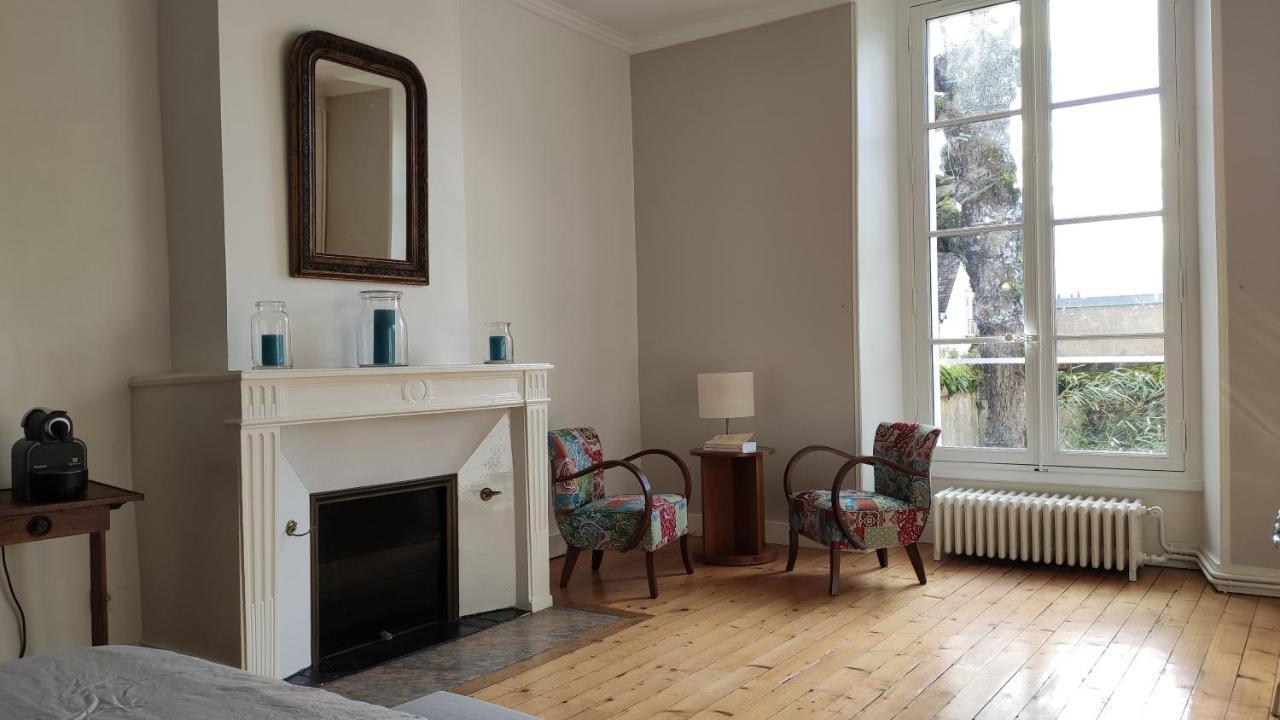 Demeure Des Cordeliers Avec Parking Prive Bed and Breakfast Blois Eksteriør billede