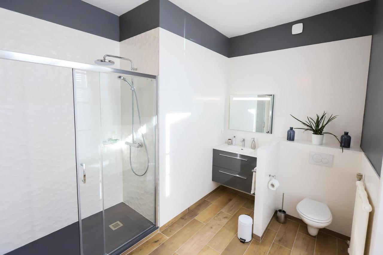 Demeure Des Cordeliers Avec Parking Prive Bed and Breakfast Blois Eksteriør billede